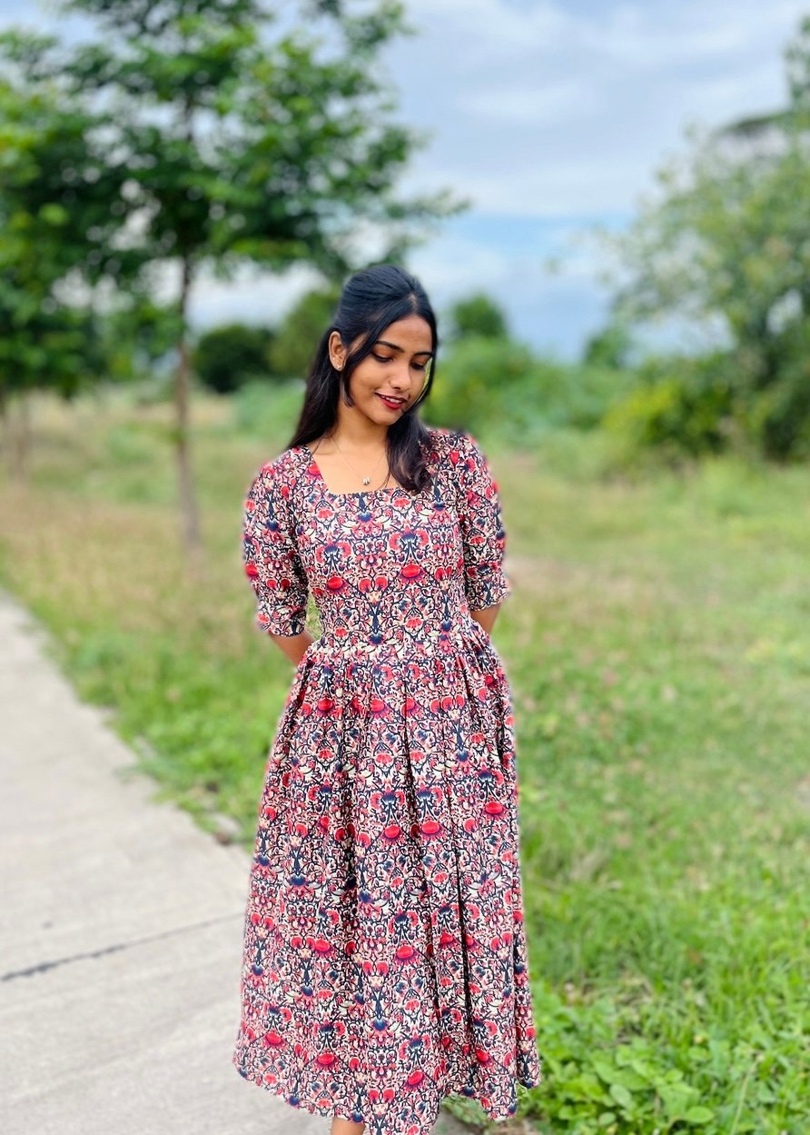 Elegant Floral Printed Anarkali Gown with 3/4th Sleeves