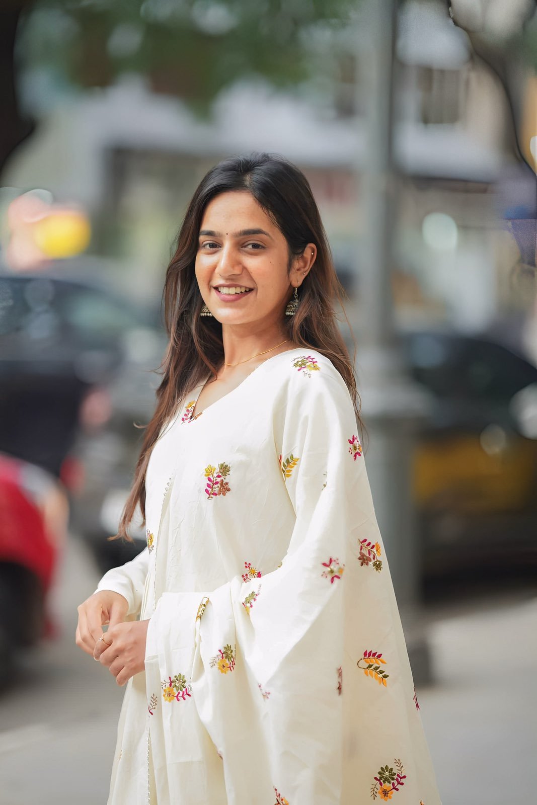 Ivory White Maska Cotton Anarkali Suit by Stylytic