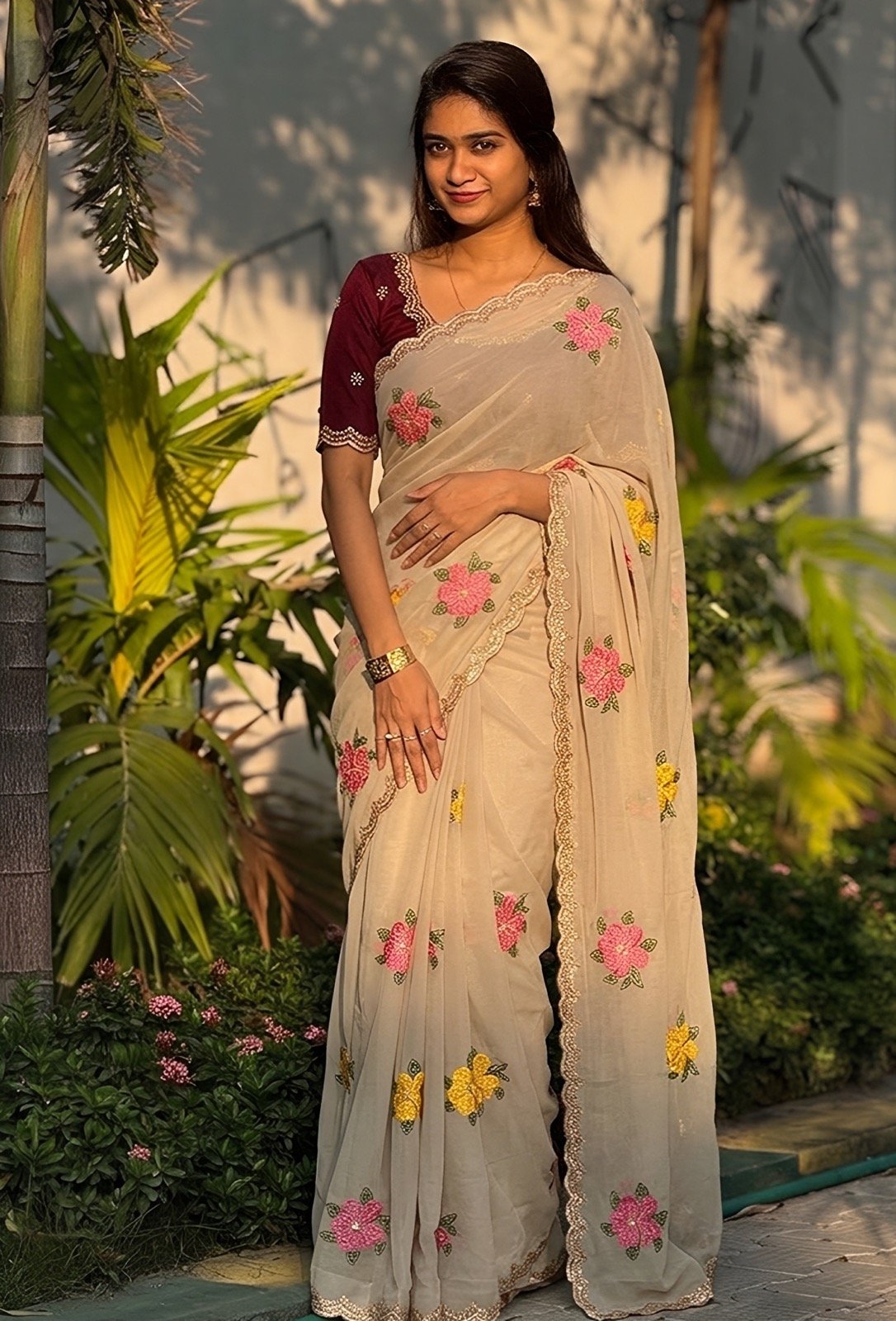 Flower Floral saree with Blouse - Huge Offer🍁