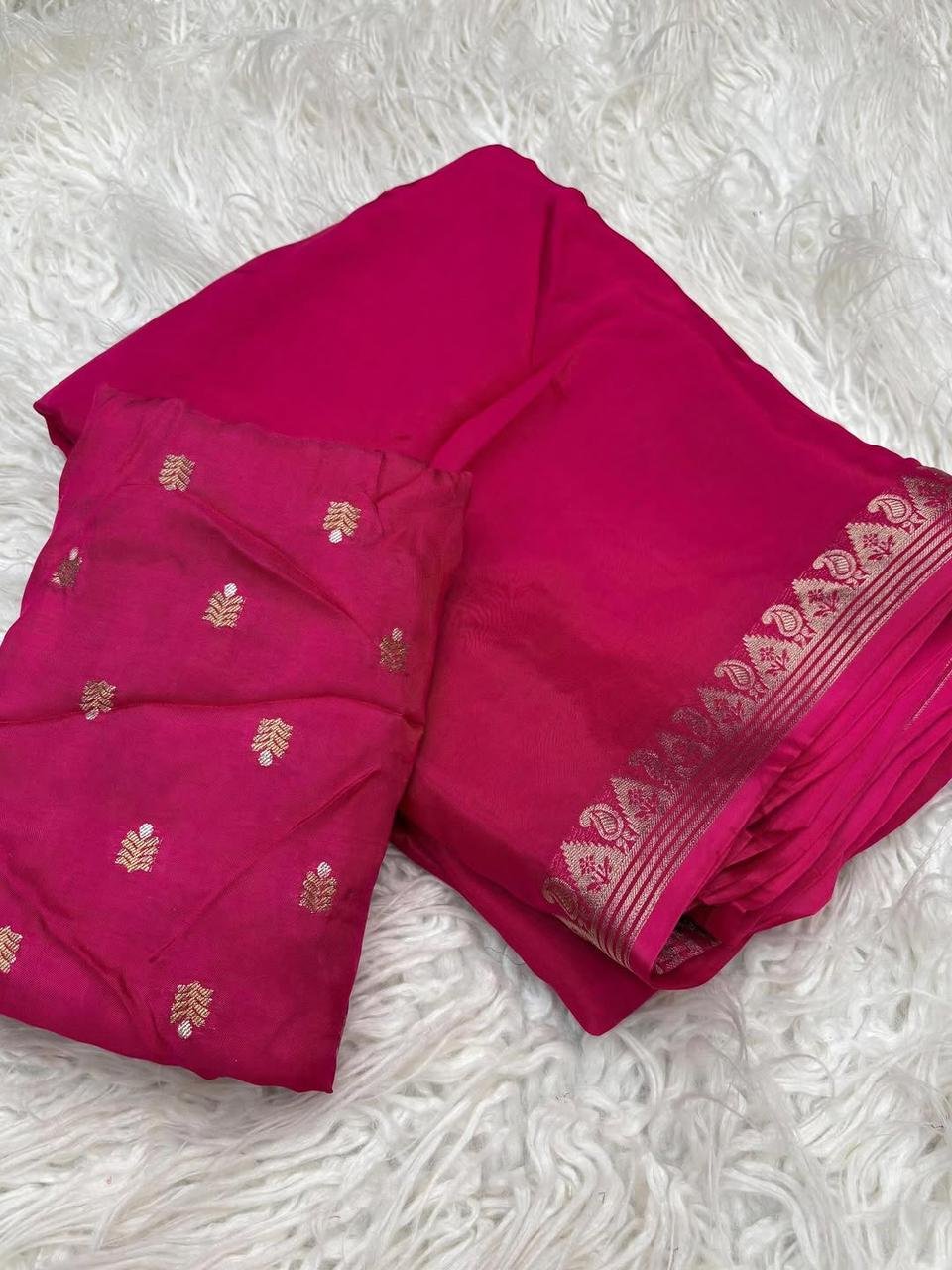 Chex viscose Georgette saree - Beautiful colors