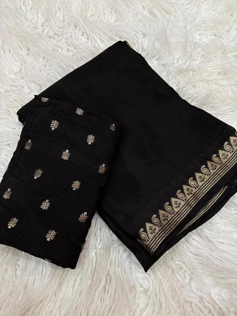 Chex viscose Georgette saree - Beautiful colors