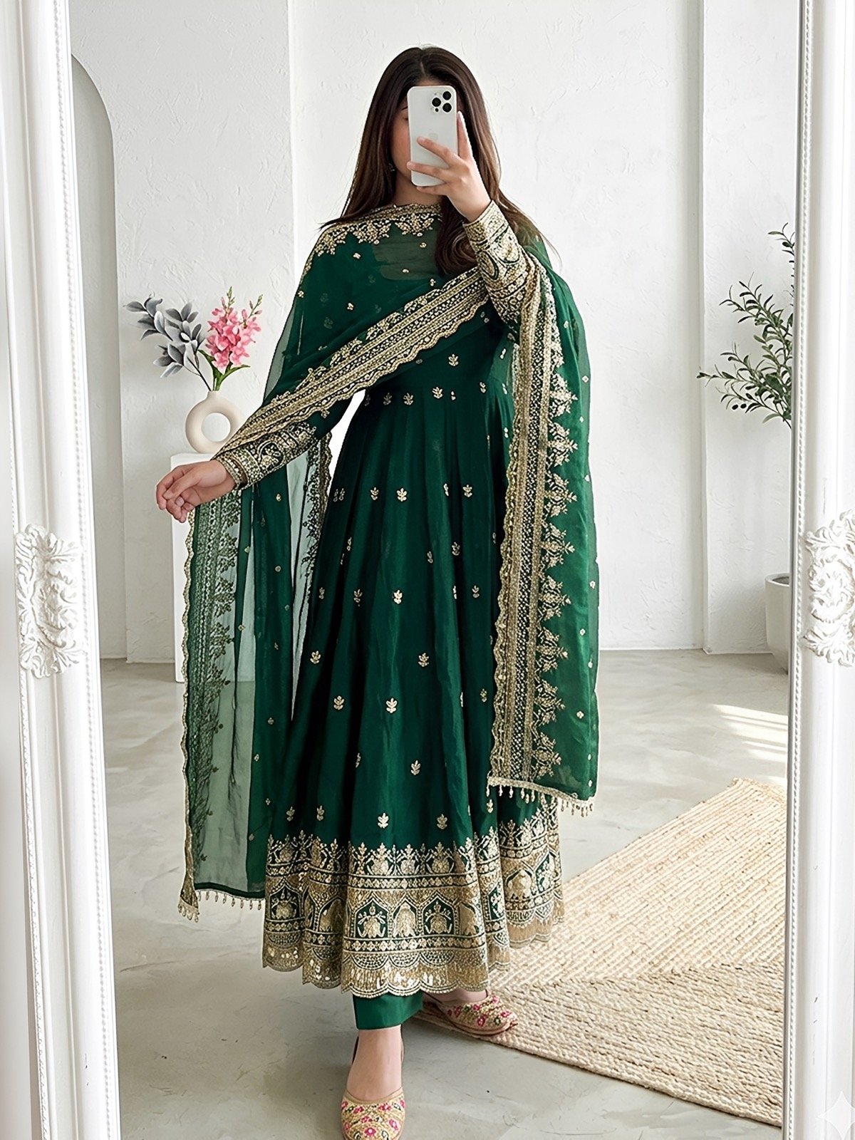 SAATHIYA - Premium Fendy silk Gown pant Dupatta set❤️