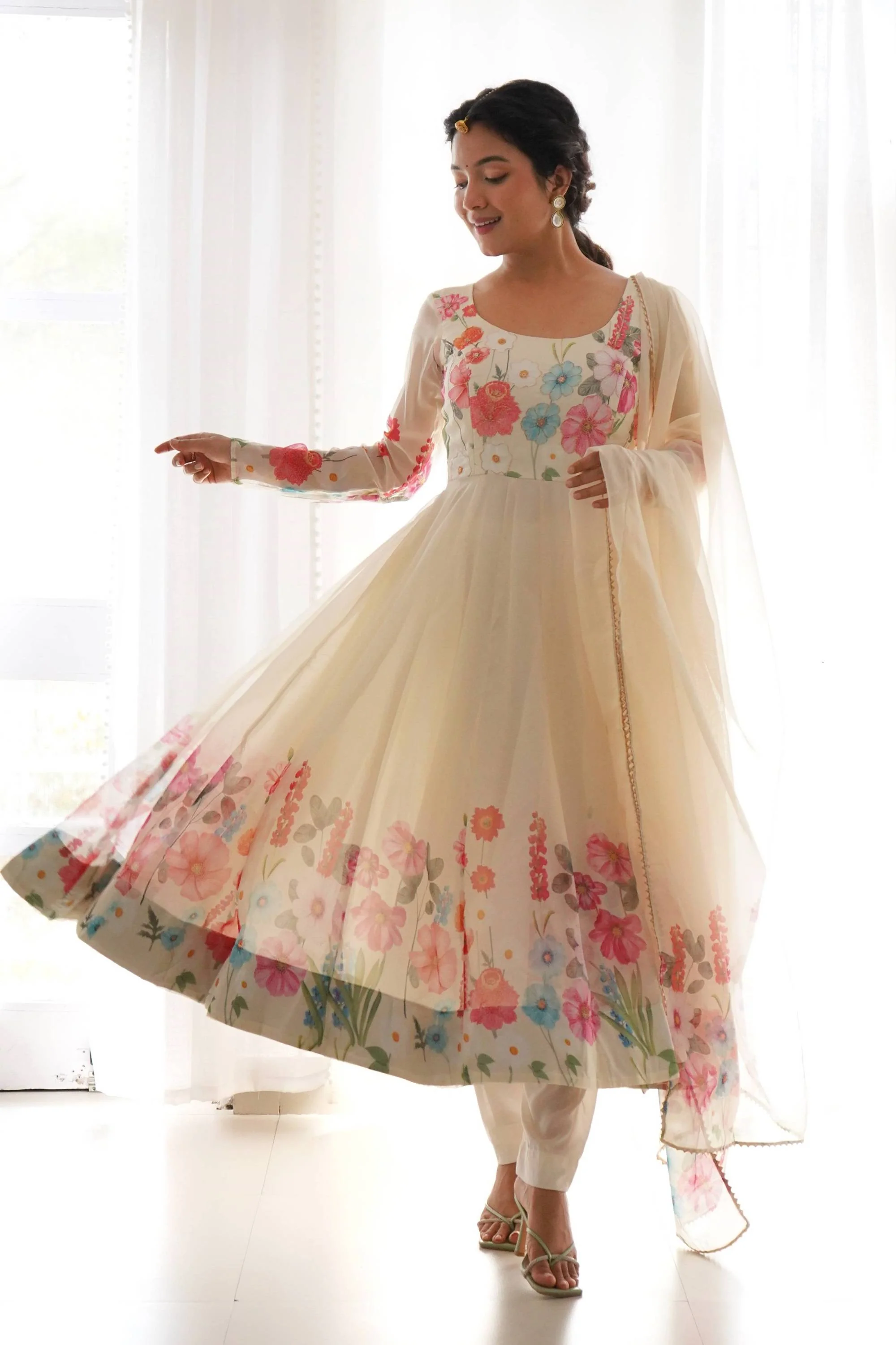 Floral Elegance: Flower Print Anarkali with Zari Work and Dupatta