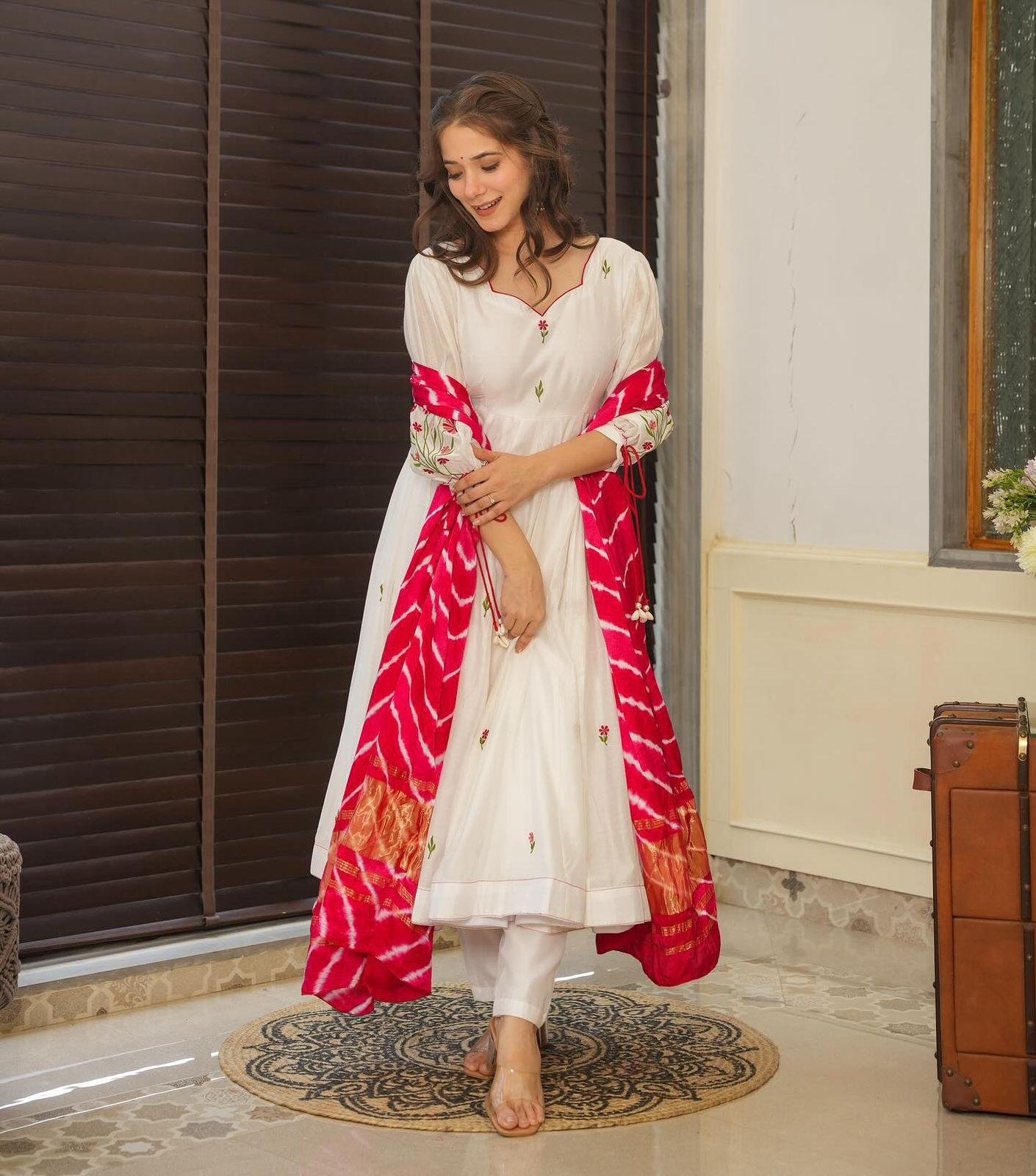 White fairytale Anarkali