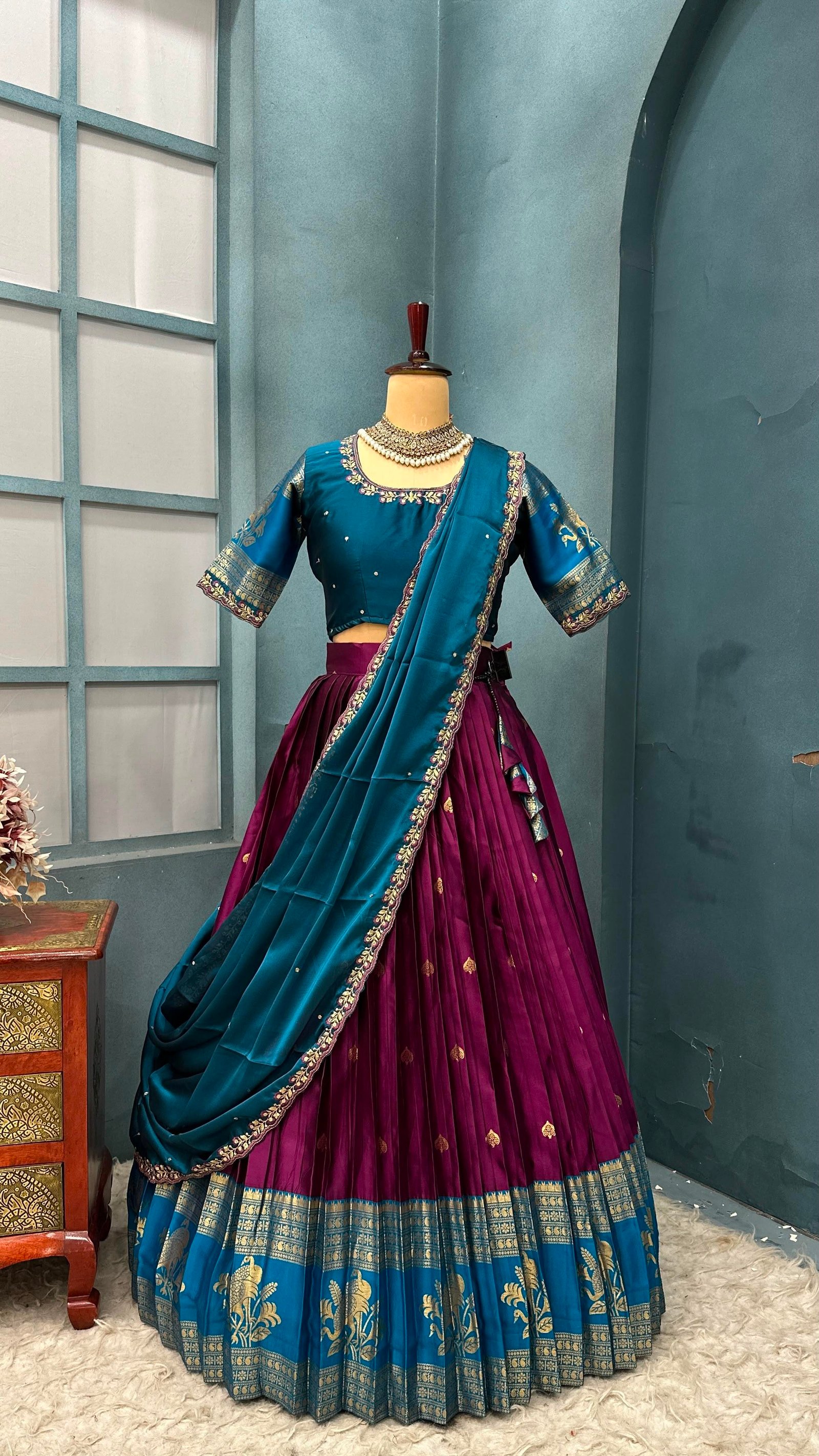 MEENU - Signature Lehengas