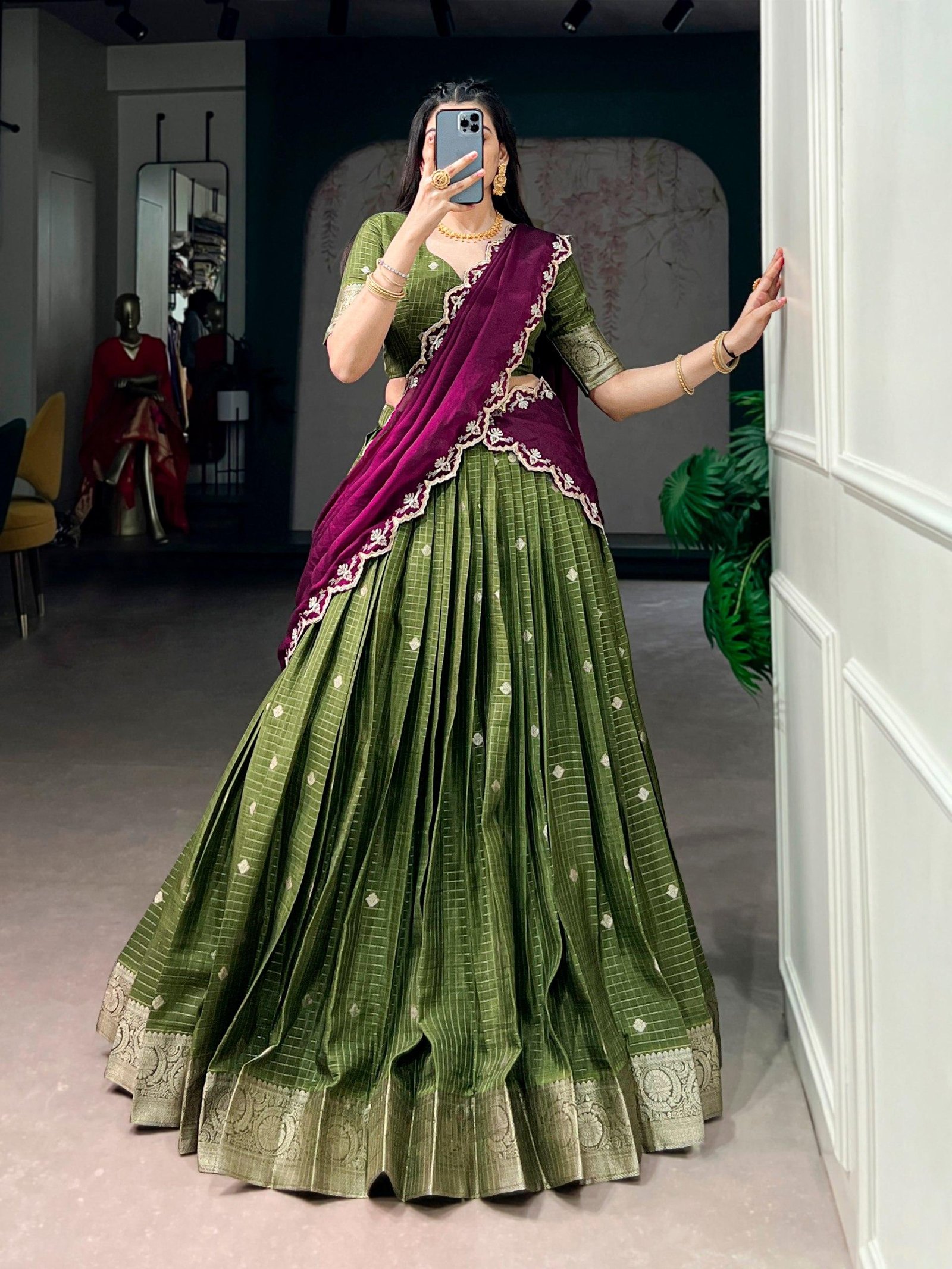 Traditional Chinon Checks Langa Davani – Onam Collection