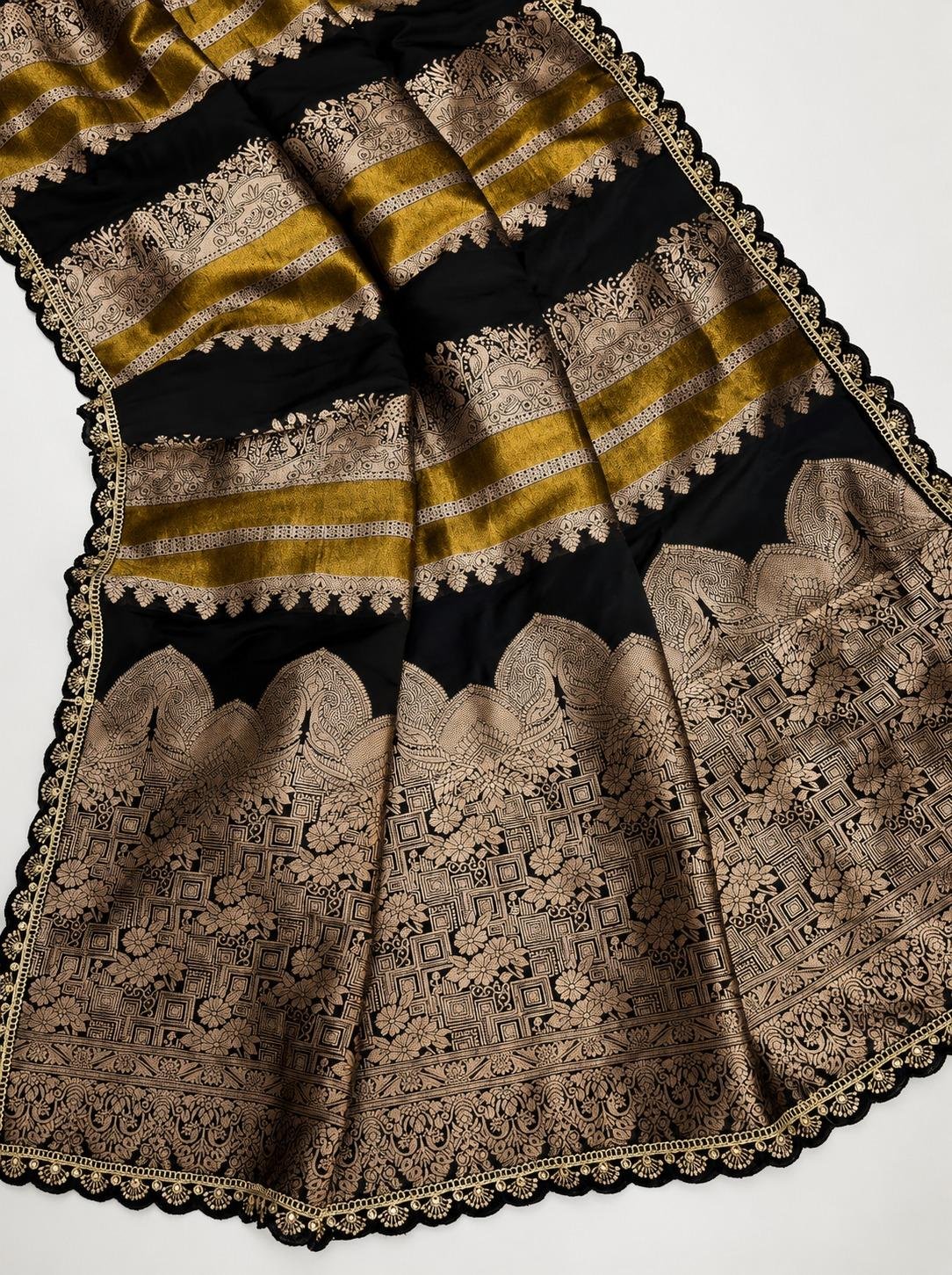 Famous Khadi tissue saree