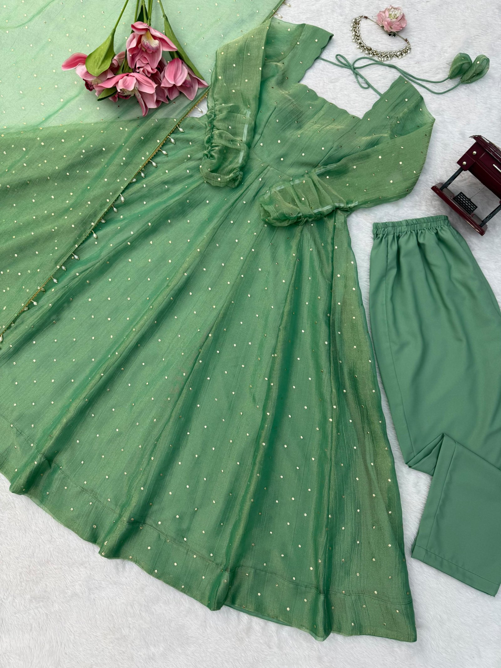 Green QUEEN Gown💚Anarkali Bottom with Dupatta set